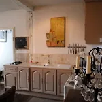 Maison Nº 20 *