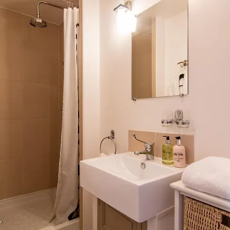 Maison Nº 20 Apartman *