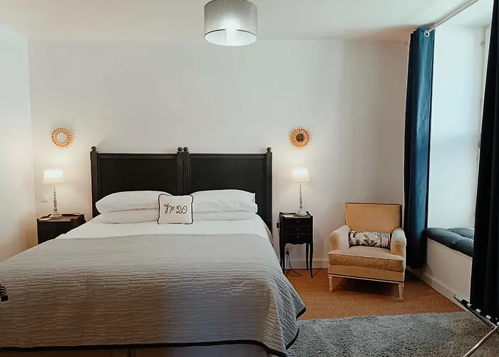 Maison Nº 20 *